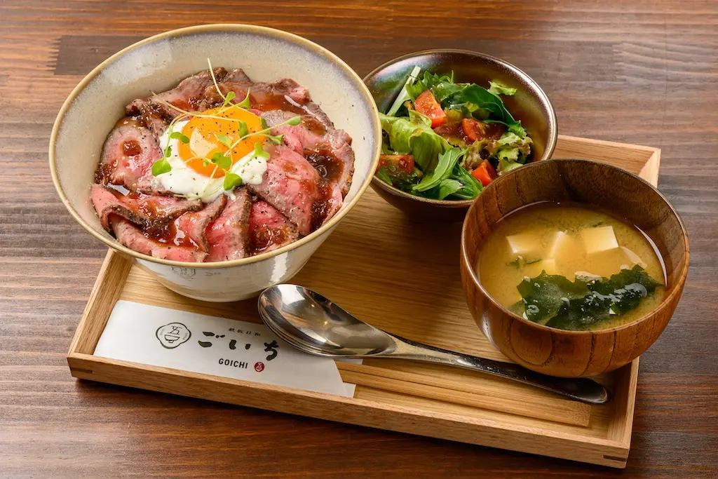 ローストビーフ丼ランチ